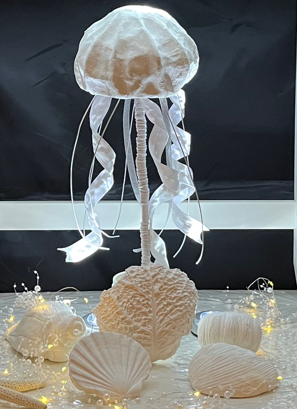 'Jellyfish & Sea Bed'